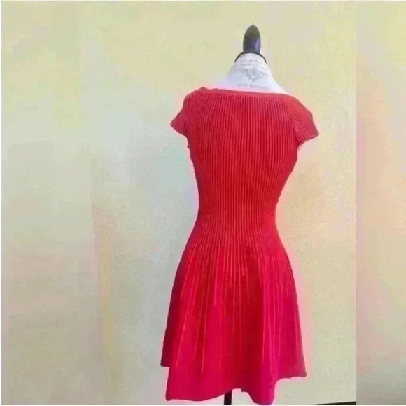 Milly Sleeveless Structure Fit Flare Stretch Dress Size Petite (0-2) EUC! - Picture 6 of 7